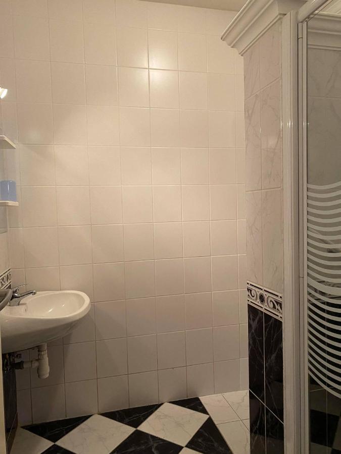 Birta Apartman Hajduszoboszlo Bagian luar foto