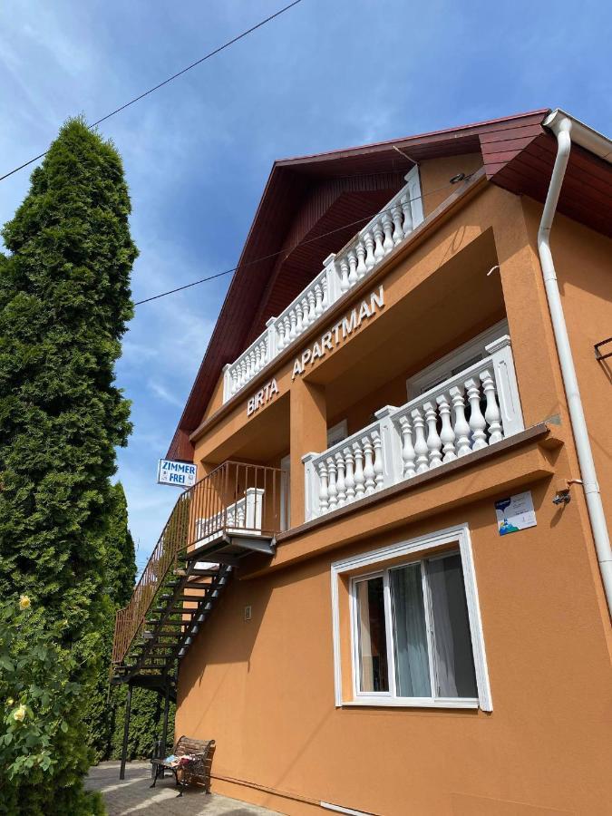 Birta Apartman Hajduszoboszlo Bagian luar foto